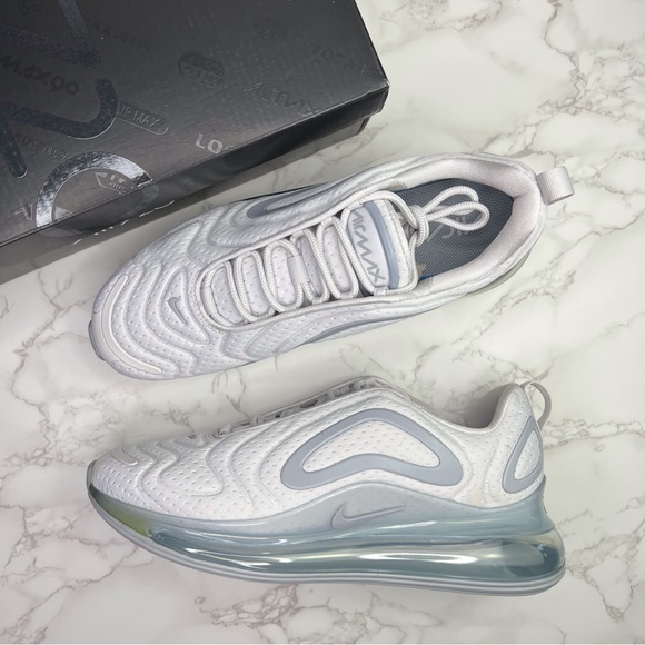 Nike Air Max 720 - Picture 4 of 15
